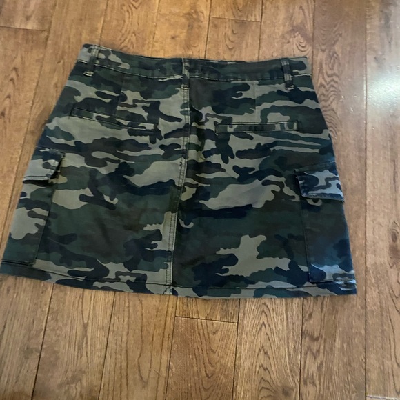 Great condition jean army skirt  size 29. - Picture 5 of 5